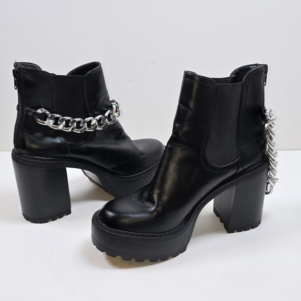 Madden Girl Chunky Platform Ankle Boots Chain Detail Lug Sole Size 9 Punk Goth - Picture 2 of 14